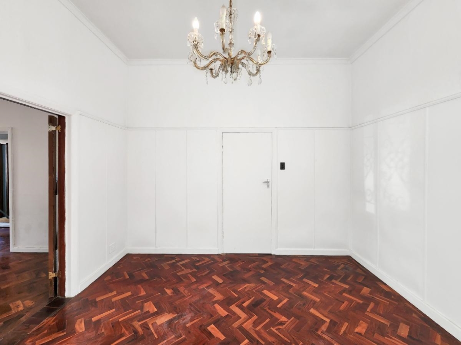 To Let 4 Bedroom Property for Rent in Sea Point Western Cape